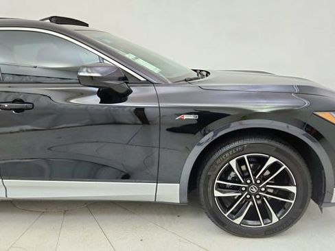 Used 2024 Acura ZDX A-Spec image 7