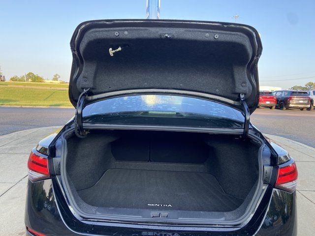 Used 2020 Nissan Sentra SR w/ Premium Package FWD image 26
