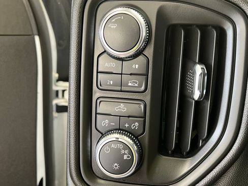 Used 2024 GMC Sierra 1500 Pro w/ Graphite Edition AWD/4WD image 25