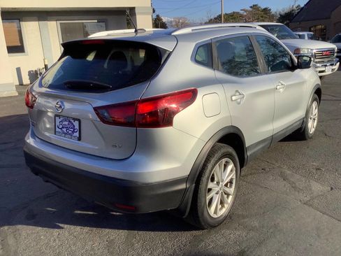 Used 2017 Nissan Rogue Sport SV image 10