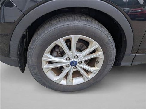 Used 2017 Ford Escape SE FWD image 10