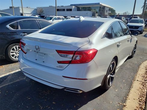 Used 2019 Honda Accord Sport image 8