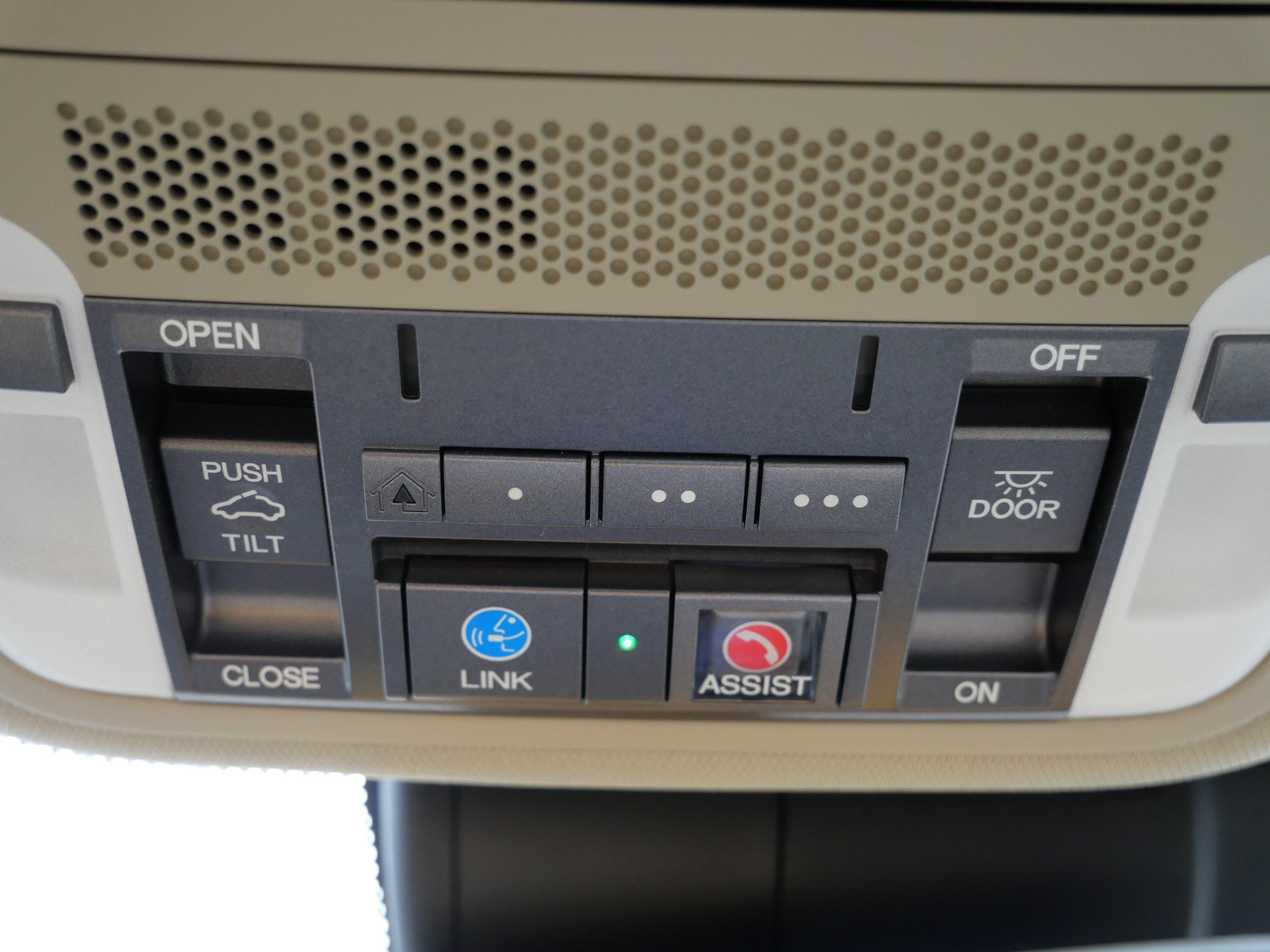 Used 2015 Acura TLX w/ Technology Package FWD image 32