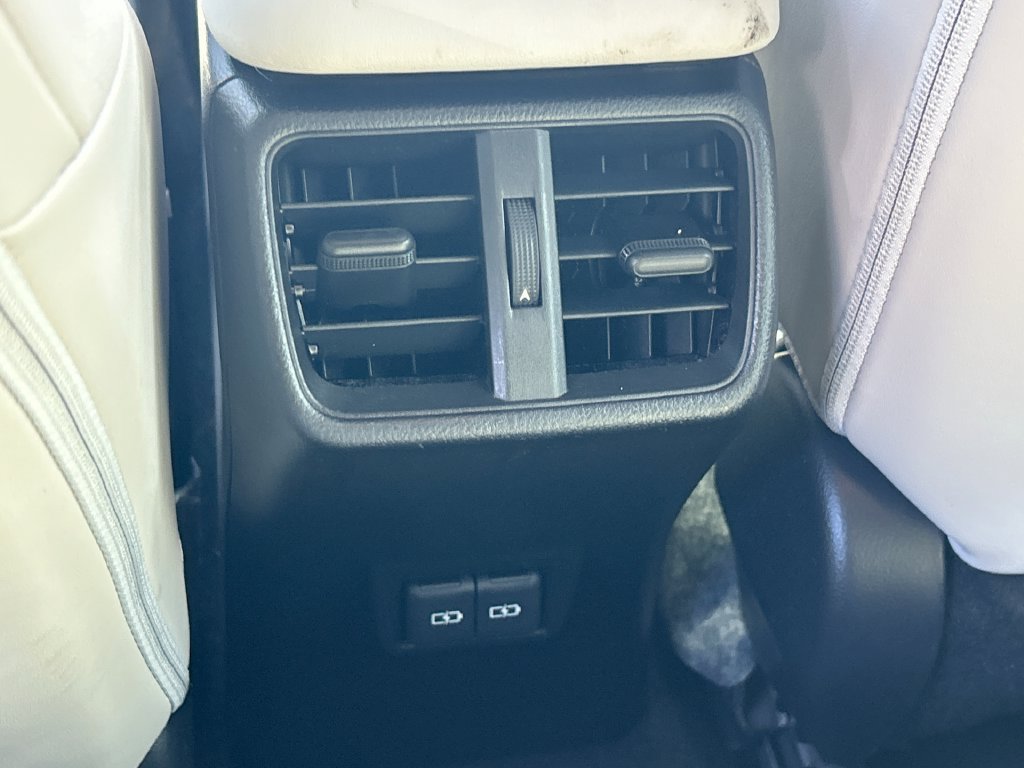 Used 2022 Lexus UX 250h w/ Accessory Package (Z1) AWD/4WD image 30