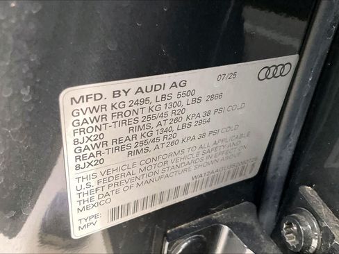 Used 2025 Audi Q5 Premium Plus w/ Premium Plus AWD/4WD image 35