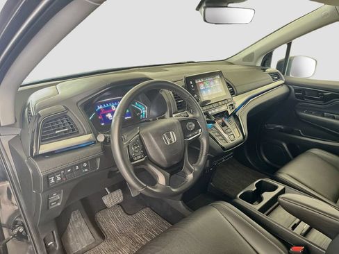 Used 2022 Honda Odyssey Touring image 9