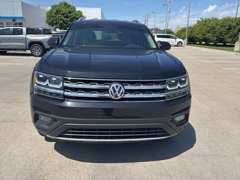 Used 2019 Volkswagen Atlas SE w/ Towing Package AWD/4WD image 2