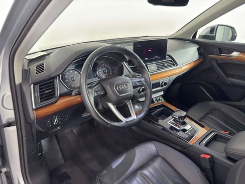 Used 2021 Audi Q5 2.0T Premium w/ Convenience Package AWD/4WD image 32