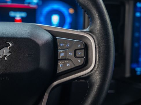 Used 2025 Ford Bronco Badlands image 33