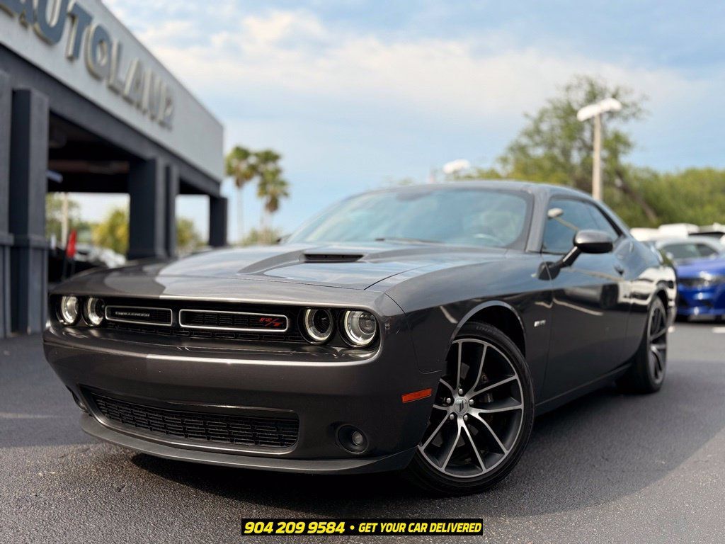 Used 2018 Dodge Challenger R/T w/ Performance Handling Group RWD image 9