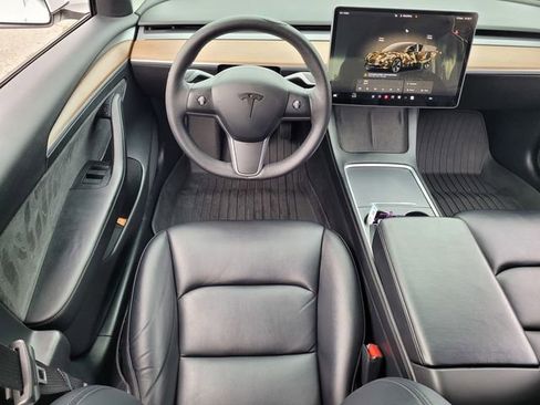 Used 2022 Tesla Model 3 Long Range image 16