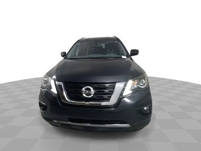 Used 2020 Nissan Pathfinder SV