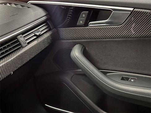 Used 2024 Audi RS 5 image 23