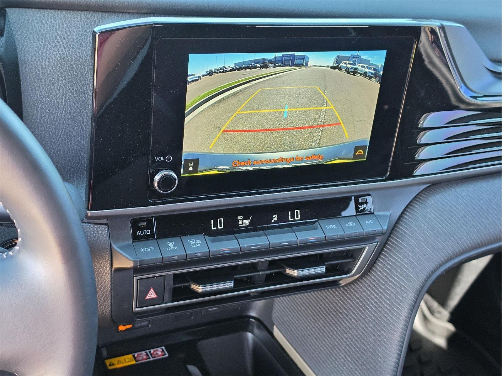Used 2025 Toyota Camry SE FWD image 12