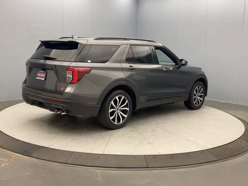 Used 2020 Ford Explorer ST w/ Premium Technology Package AWD/4WD image 5