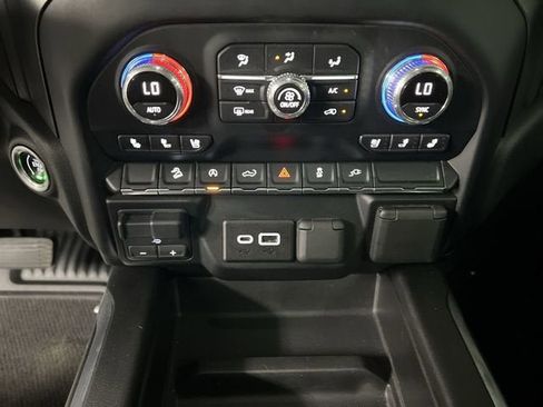 Certified 2021 GMC Sierra 1500 AT4 image 17