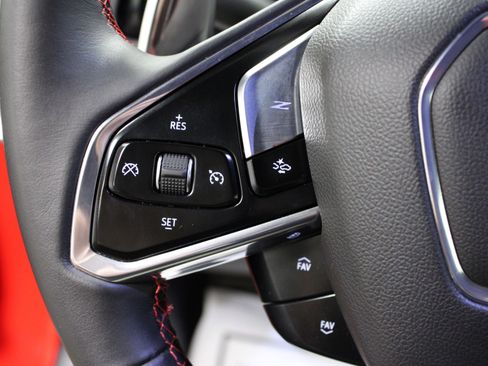 Used 2024 Chevrolet Corvette Stingray Convertible w/ 1LT image 18