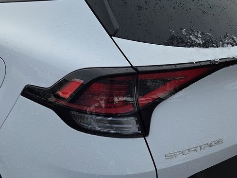 Certified 2023 Kia Sportage X-Line w/ X-Line Premium Package image 10