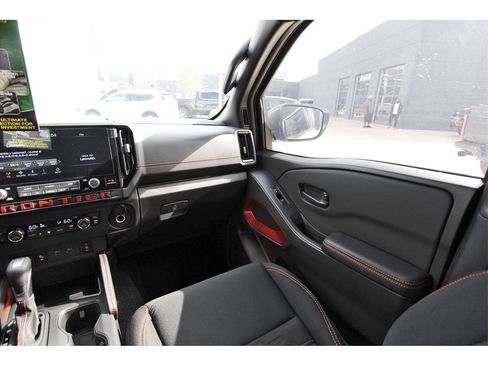 New 2026 Nissan Frontier PRO-4X w/ Pro-4x Convenience Package image 8