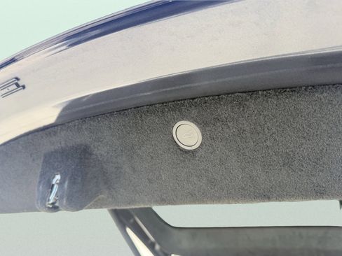 Used 2024 Tesla Model X Long Range image 14