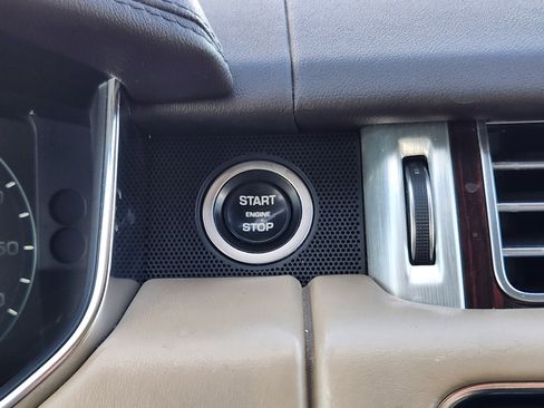 Used 2016 Land Rover Range Rover Supercharged image 33