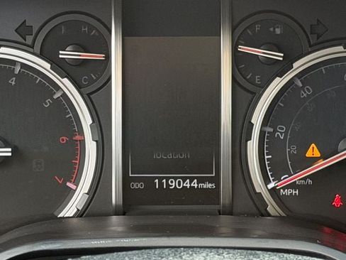 Used 2021 Toyota 4Runner Limited AWD/4WD image 16