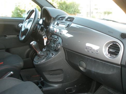 Used 2013 FIAT 500 Abarth FWD image 30