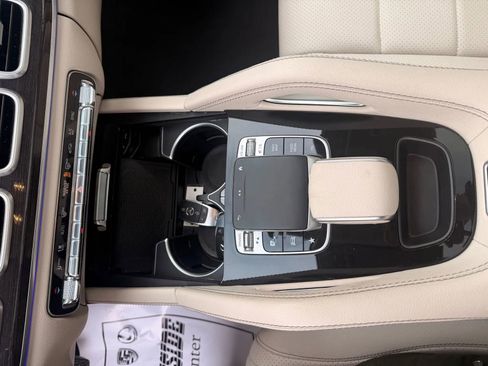 Used 2020 Mercedes-Benz GLE 350 4MATIC w/ 3rd Row Seat Package image 25