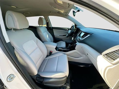 Used 2018 Hyundai Tucson SEL image 26
