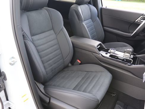 New 2026 Mitsubishi Outlander SE AWD/4WD image 5