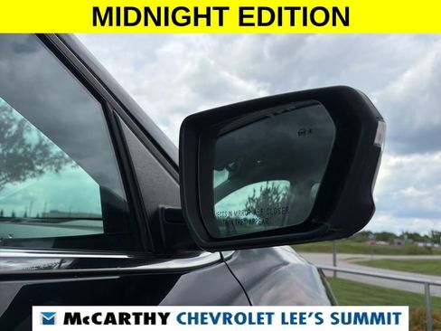 Used 2020 Chevrolet Equinox LT w/ Midnight Edition FWD image 25
