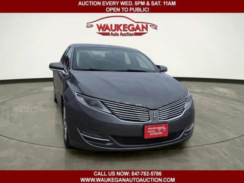 Used 2014 Lincoln MKZ Hybrid w/ Equipment Group 202A Reserve FWD image 3