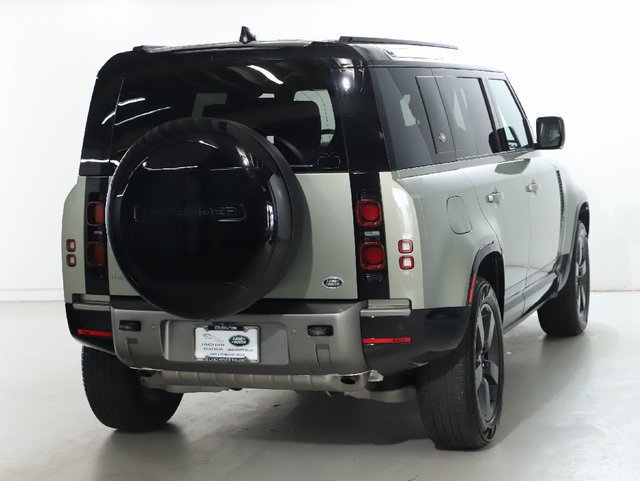 Used 2022 Land Rover Defender 110 X-Dynamic HSE AWD/4WD image 9