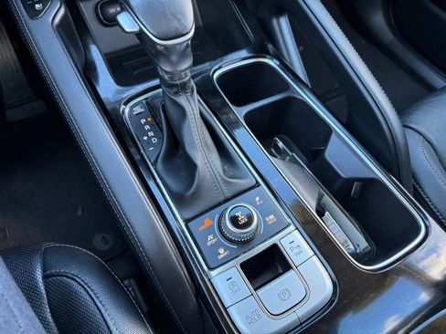 Used 2022 Kia Telluride EX w/ EX Premium Package image 17