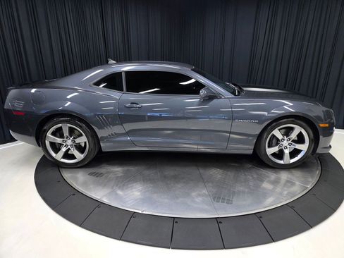Used 2010 Chevrolet Camaro SS w/ RS Package RWD image 14