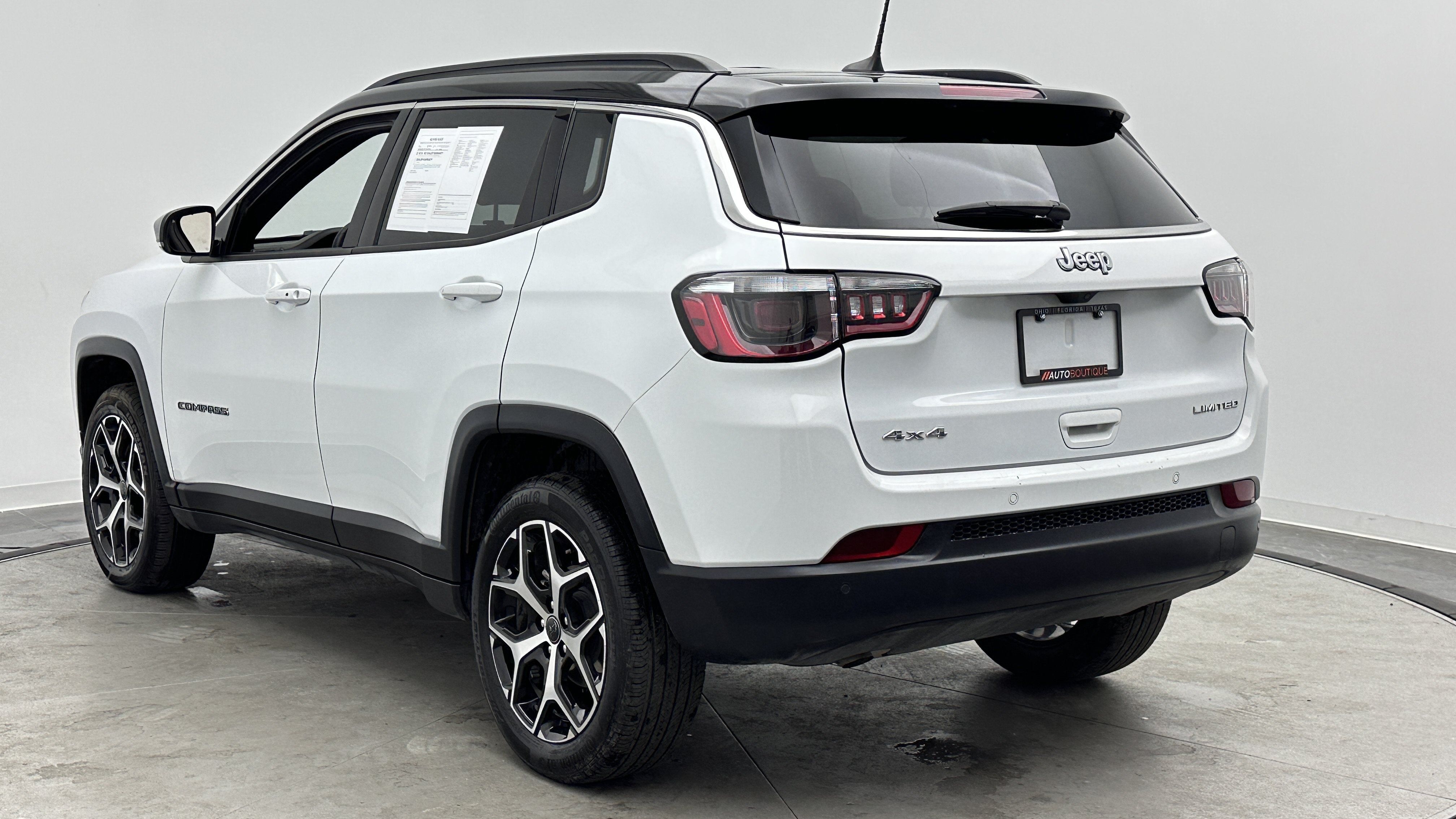 Used 2025 Jeep Compass Limited AWD/4WD image 4