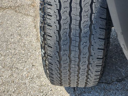 Used 2024 GMC Canyon Elevation RWD image 11