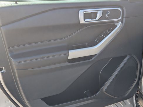 Certified 2023 Ford Explorer XLT w/ Equipment Group 202A image 17