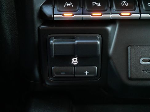 Used 2020 GMC Sierra 1500 Denali w/ Denali Ultimate Package image 22