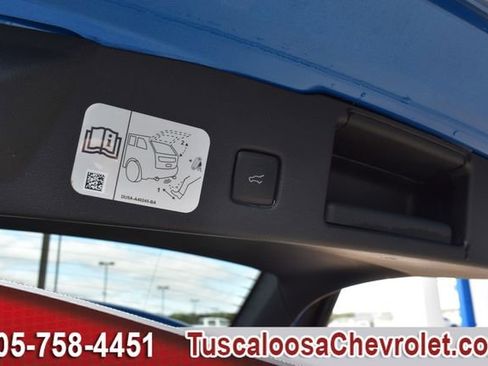 Used 2020 Ford Escape Titanium image 9