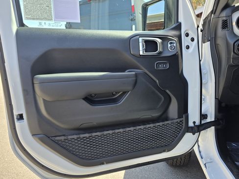 New 2026 Jeep Wrangler Unlimited Sport AWD/4WD image 11