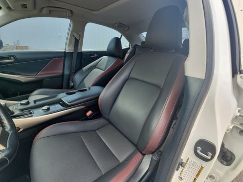 Used 2020 Lexus IS 300 w/ Accessory Package RWD image 22