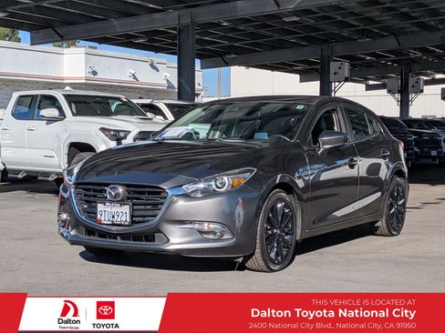 Used 2017 MAZDA MAZDA3 Grand Touring image 1