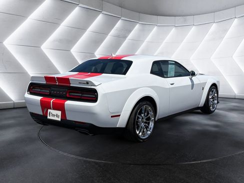 Used 2022 Dodge Challenger R/T Scat Pack RWD image 5