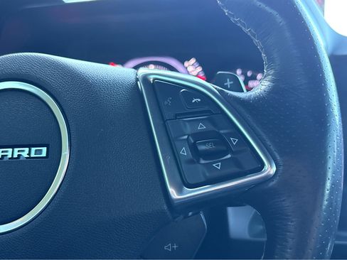 Used 2019 Chevrolet Camaro LT image 15