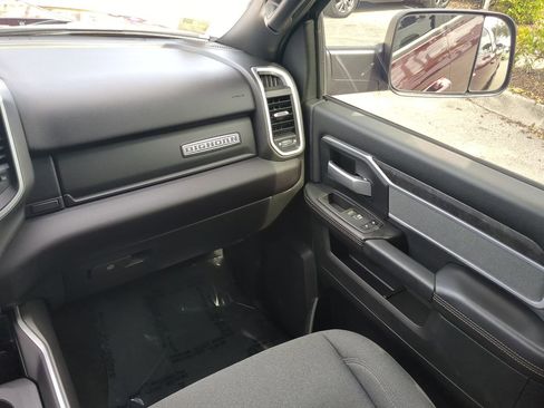 Used 2022 RAM 2500 Big Horn w/ Level C Equiment Group image 17