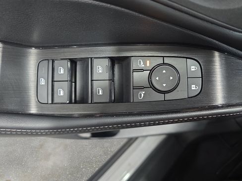 Used 2024 Nissan Rogue SV w/ SV Premium Package FWD image 27