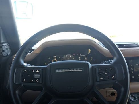 Used 2024 Land Rover Defender 110 X-Dynamic SE image 22