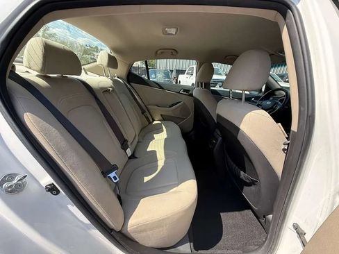 Used 2012 Kia Optima Hybrid FWD image 15