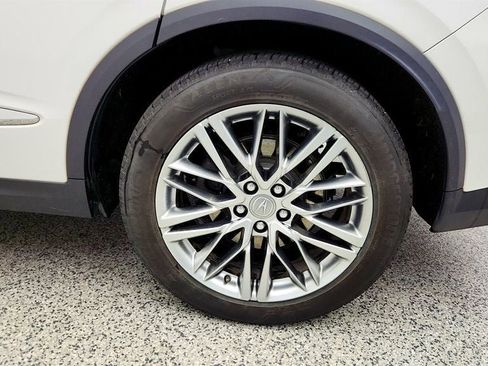 Used 2023 Acura MDX SH-AWD w/ Advance Package image 9